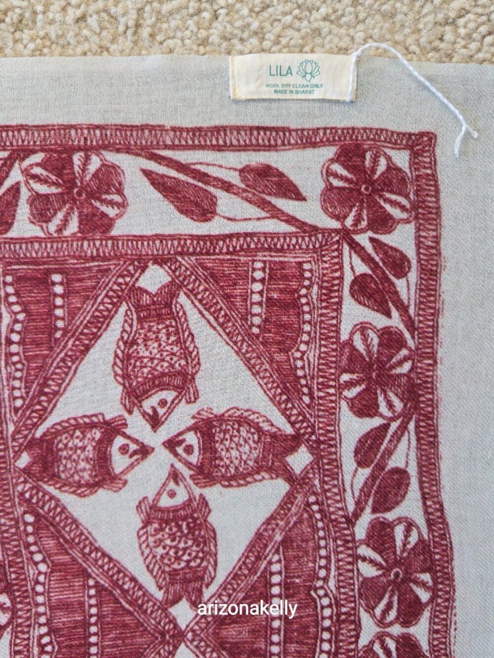 NWOT Lila Wool Lightweight Scarf With Fish Design Burgundy - Picture 5 of 15
